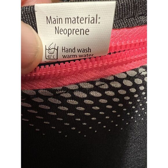 Hind Womens Running Utility Belt Waist Pack Flat Black Pink Adjustable GUC - Picture 9 of 9